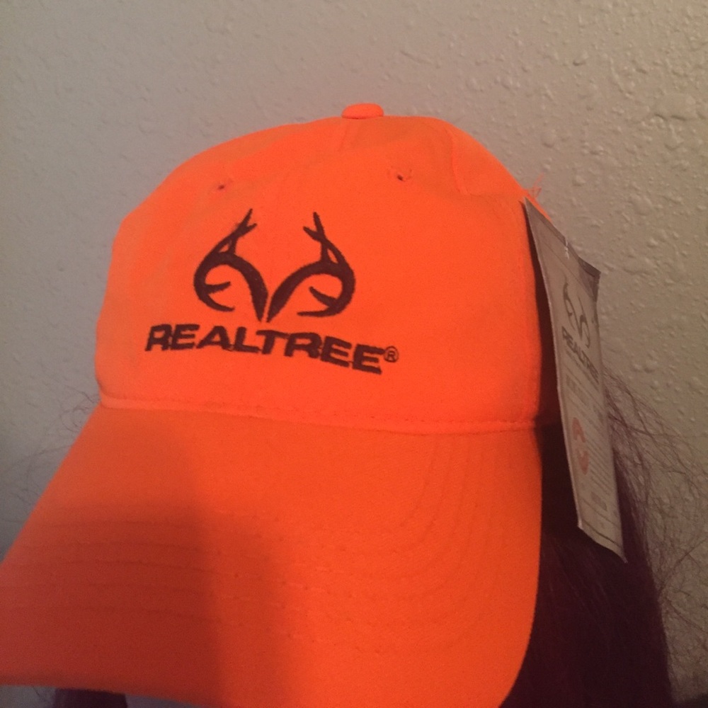Real tree hat NWT